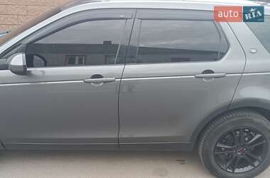 Позашляховик / Кросовер Land Rover Discovery Sport 2015 в 