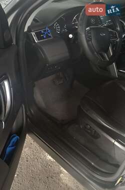 Позашляховик / Кросовер Land Rover Discovery Sport 2015 в 