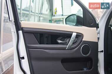 Внедорожник / Кроссовер Land Rover Discovery Sport 2019 в 