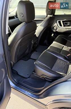 Внедорожник / Кроссовер Land Rover Discovery Sport 2018 в 