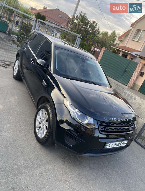 Внедорожник / Кроссовер Land Rover Discovery Sport 2016 в Софиевской Борщаговке