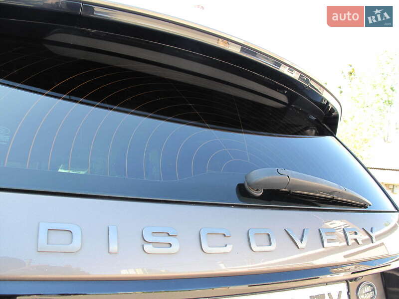 Внедорожник / Кроссовер Land Rover Discovery Sport 2016 в Киеве