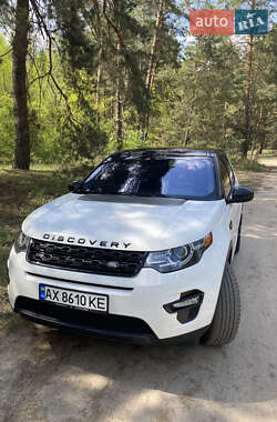Позашляховик / Кросовер Land Rover Discovery Sport 2015 в 