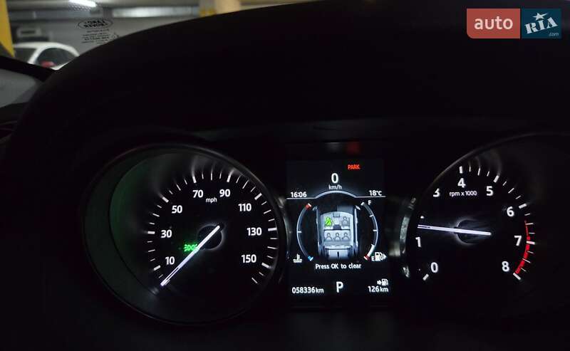 Внедорожник / Кроссовер Land Rover Discovery Sport 2016 в Львове