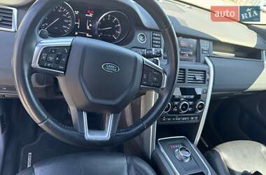 Позашляховик / Кросовер Land Rover Discovery Sport 2016 в 