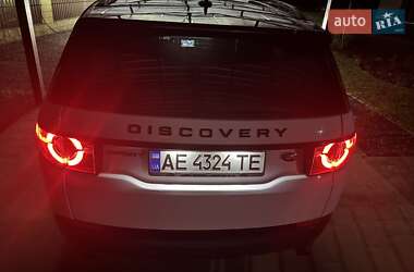 Позашляховик / Кросовер Land Rover Discovery Sport 2016 в 