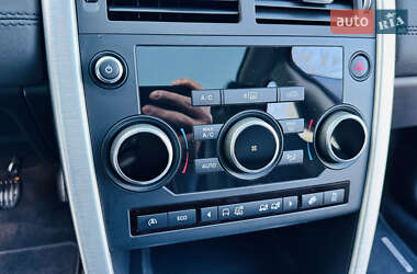 Внедорожник / Кроссовер Land Rover Discovery Sport 2015 в 