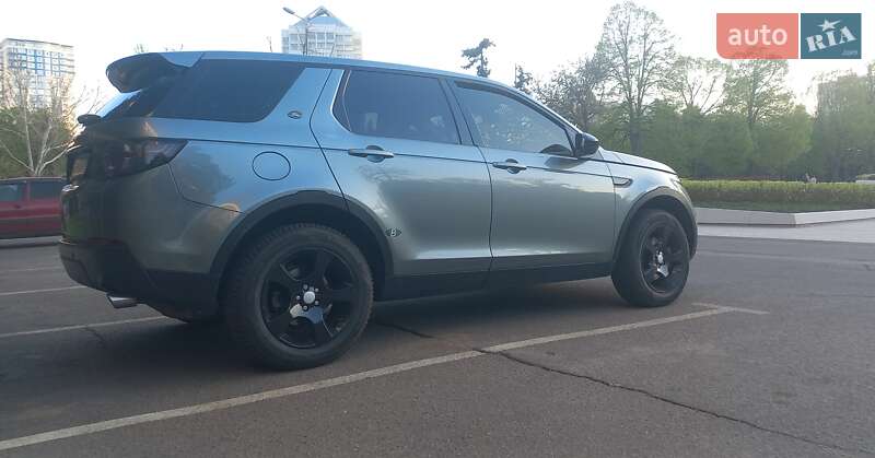 Внедорожник / Кроссовер Land Rover Discovery Sport 2016 в Одессе