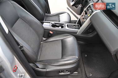 Позашляховик / Кросовер Land Rover Discovery Sport 2017 в 