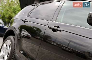 Позашляховик / Кросовер Land Rover Discovery Sport 2020 в 