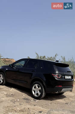 Внедорожник / Кроссовер Land Rover Discovery Sport 2017 в 