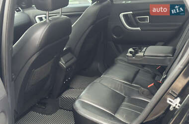 Внедорожник / Кроссовер Land Rover Discovery Sport 2017 в 