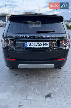 Внедорожник / Кроссовер Land Rover Discovery Sport 2016 в 