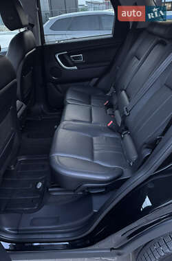 Внедорожник / Кроссовер Land Rover Discovery Sport 2016 в 