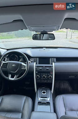 Внедорожник / Кроссовер Land Rover Discovery Sport 2016 в 