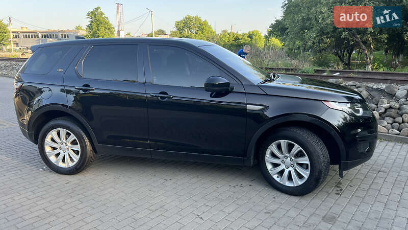 Внедорожник / Кроссовер Land Rover Discovery Sport 2017 в Ивано-Франковске