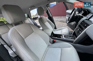 Внедорожник / Кроссовер Land Rover Discovery Sport 2016 в 
