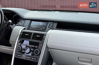 Внедорожник / Кроссовер Land Rover Discovery Sport 2016 в 
