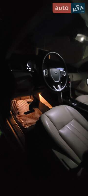 Внедорожник / Кроссовер Land Rover Discovery Sport 2017 в Виннице фото 83 Внедорожник / Кроссовер Land Rover Discovery Sport 2017 в Виннице
