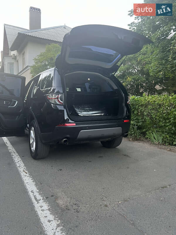 Внедорожник / Кроссовер Land Rover Discovery Sport 2016 в Одессе