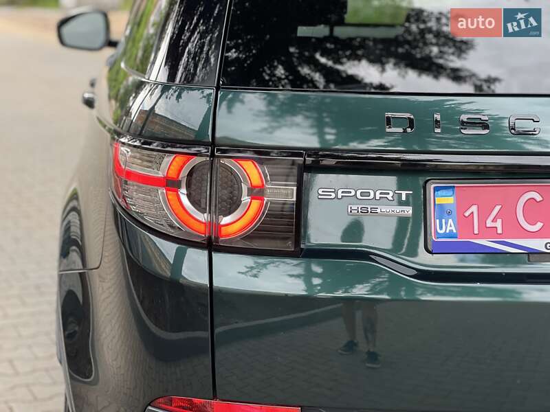 Внедорожник / Кроссовер Land Rover Discovery Sport 2016 в Львове