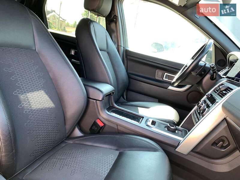 Позашляховик / Кросовер Land Rover Discovery Sport 2016 в Вінниці