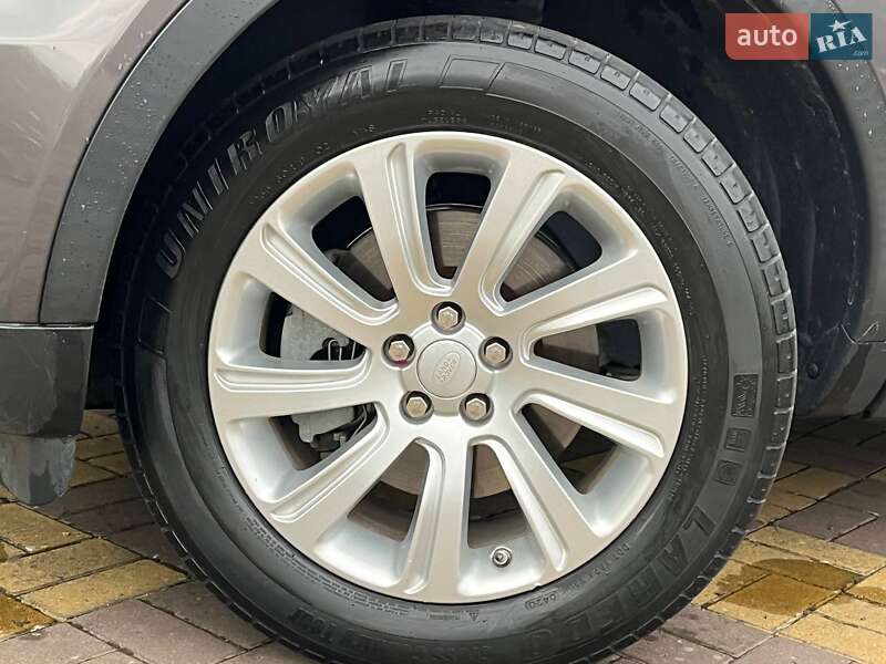 Внедорожник / Кроссовер Land Rover Discovery Sport 2016 в Самборе