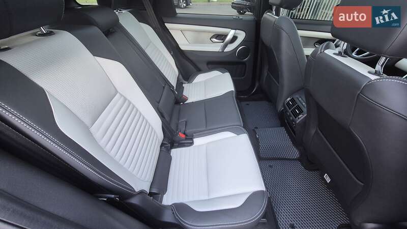 Внедорожник / Кроссовер Land Rover Discovery Sport 2023 в Киеве