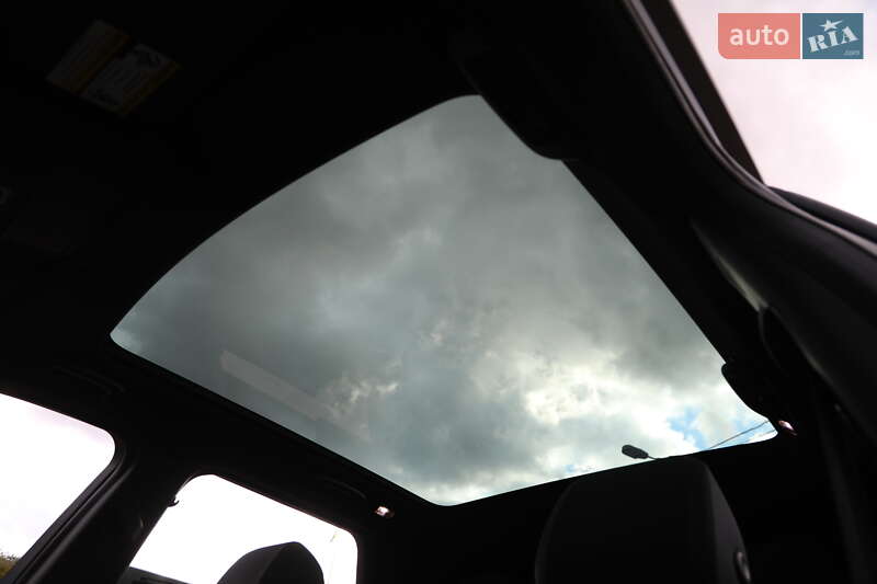 Внедорожник / Кроссовер Land Rover Discovery Sport 2019 в Харькове