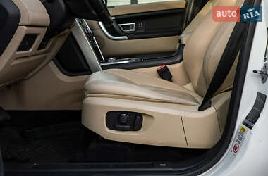 Позашляховик / Кросовер Land Rover Discovery Sport 2015 в  фото 16 Позашляховик / Кросовер Land Rover Discovery Sport 2015 в