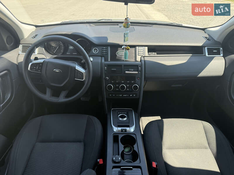 Позашляховик / Кросовер Land Rover Discovery Sport 2017 в Львові фото 9 Позашляховик / Кросовер Land Rover Discovery Sport 2017 в Львові