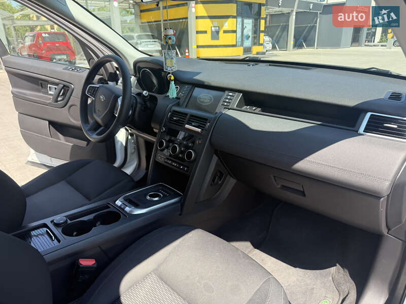 Позашляховик / Кросовер Land Rover Discovery Sport 2017 в Львові фото 11 Позашляховик / Кросовер Land Rover Discovery Sport 2017 в Львові