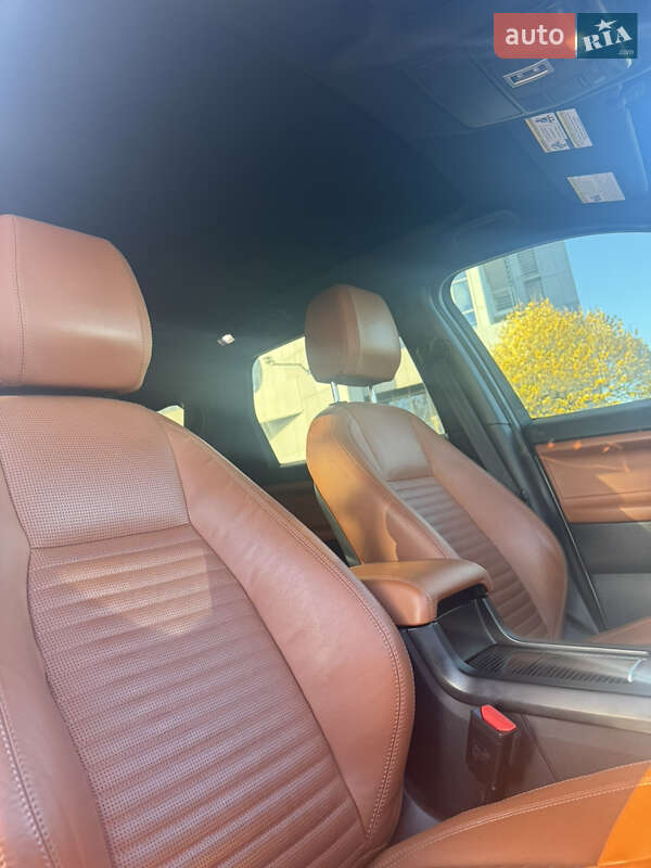 Внедорожник / Кроссовер Land Rover Discovery Sport 2015 в Киеве фото 10 Внедорожник / Кроссовер Land Rover Discovery Sport 2015 в Киеве