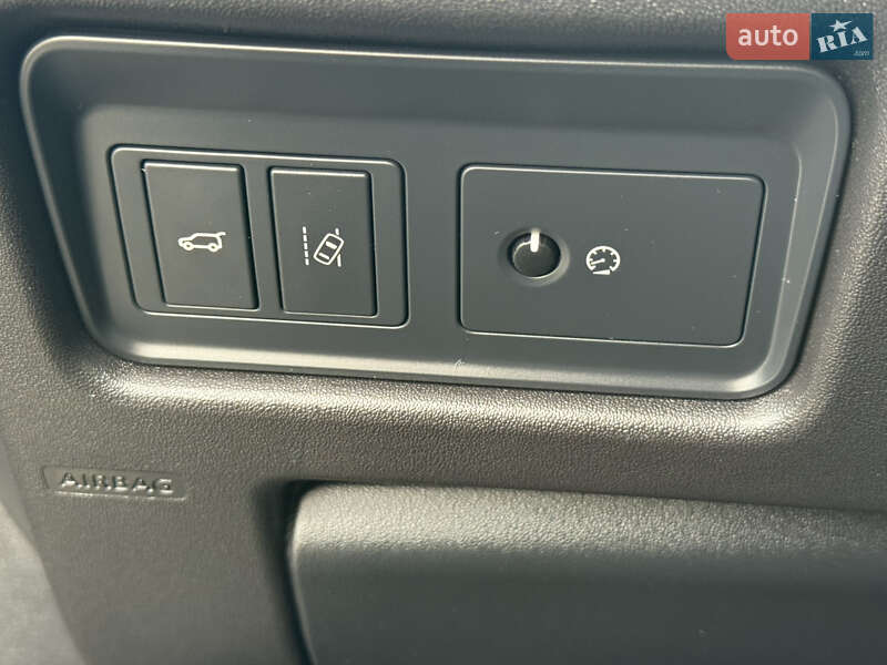 Позашляховик / Кросовер Land Rover Discovery Sport 2016 в Дрогобичі