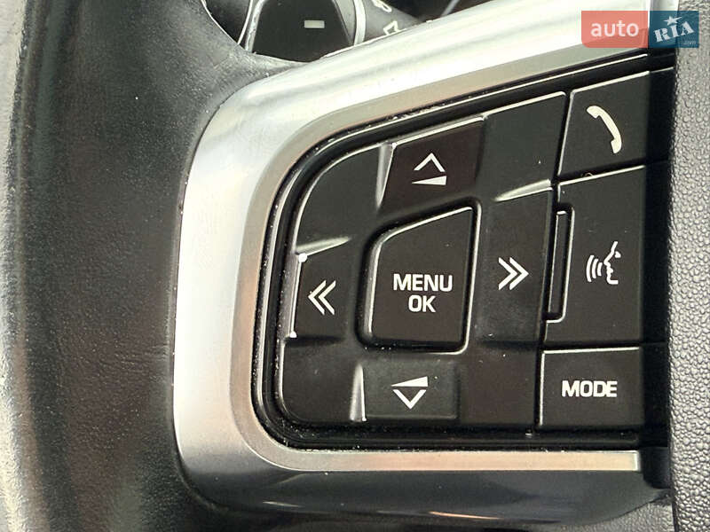 Позашляховик / Кросовер Land Rover Discovery Sport 2016 в Дрогобичі