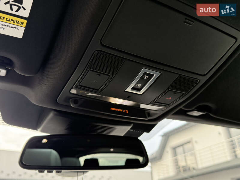 Позашляховик / Кросовер Land Rover Discovery Sport 2016 в Дрогобичі