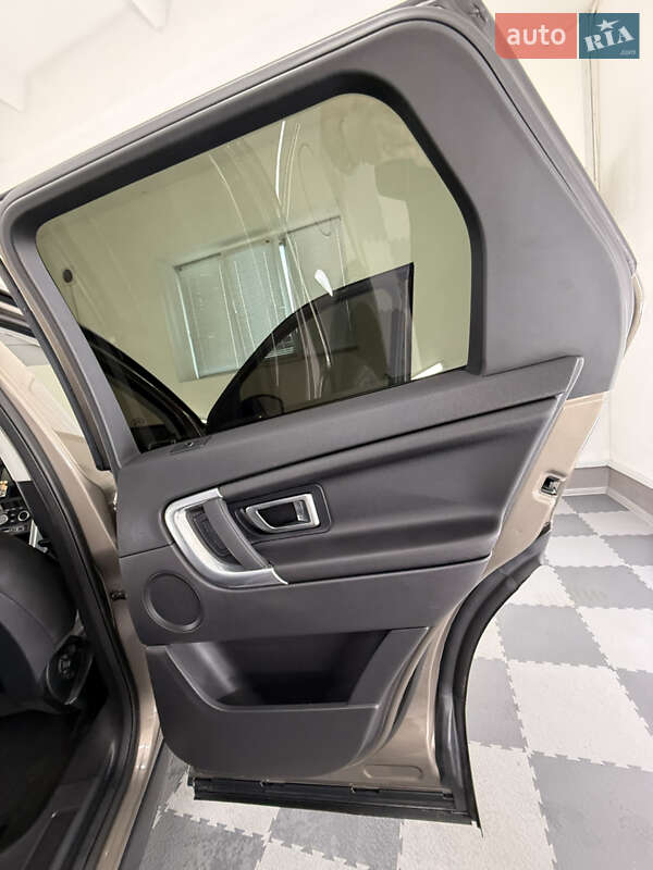 Внедорожник / Кроссовер Land Rover Discovery Sport 2015 в Трускавце фото 38 Внедорожник / Кроссовер Land Rover Discovery Sport 2015 в Трускавце