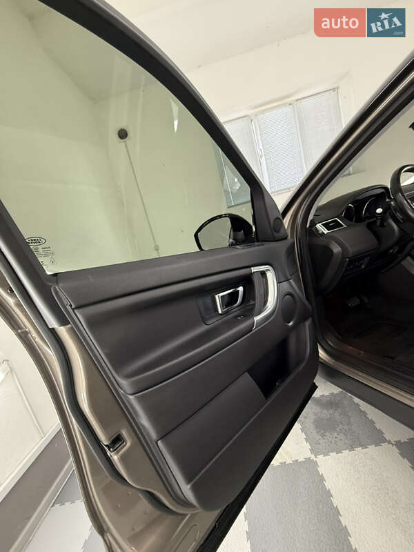 Внедорожник / Кроссовер Land Rover Discovery Sport 2015 в Трускавце фото 48 Внедорожник / Кроссовер Land Rover Discovery Sport 2015 в Трускавце