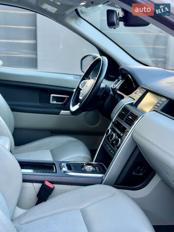 Внедорожник / Кроссовер Land Rover Discovery Sport 2016 в Черновцах фото 17 Внедорожник / Кроссовер Land Rover Discovery Sport 2016 в Черновцах