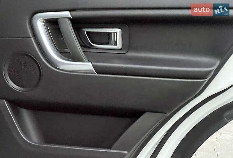 Внедорожник / Кроссовер Land Rover Discovery Sport 2016 в Киеве фото 25 Внедорожник / Кроссовер Land Rover Discovery Sport 2016 в Киеве