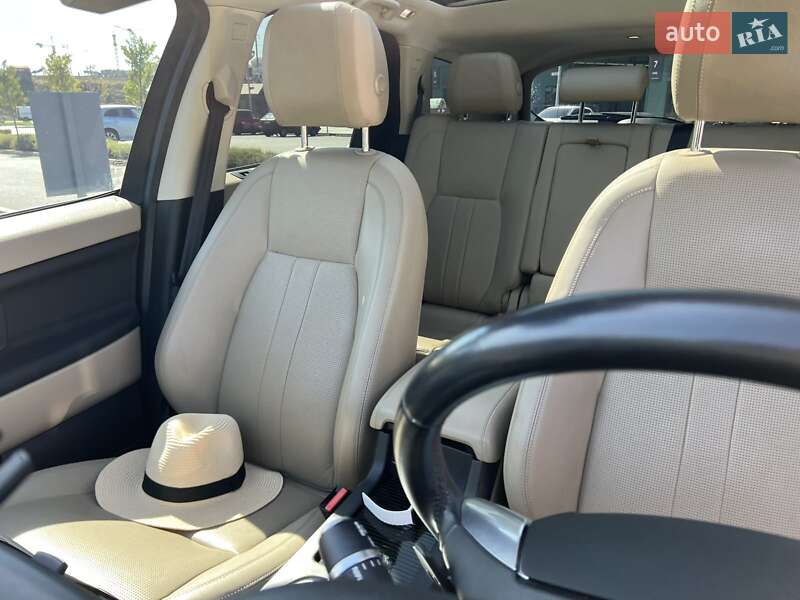 Внедорожник / Кроссовер Land Rover Discovery Sport 2019 в Киеве фото 26 Внедорожник / Кроссовер Land Rover Discovery Sport 2019 в Киеве
