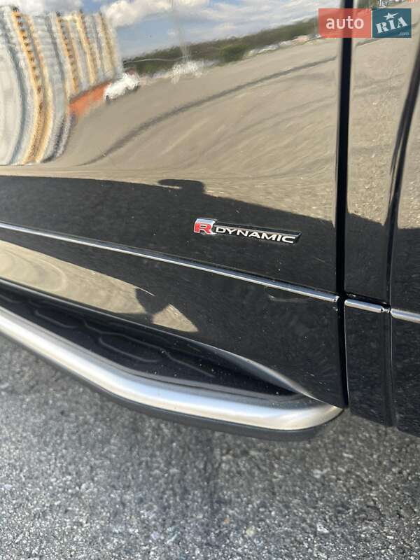 Внедорожник / Кроссовер Land Rover Discovery Sport 2020 в Киеве