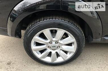 Позашляховик / Кросовер Land Rover Discovery 2011 в 