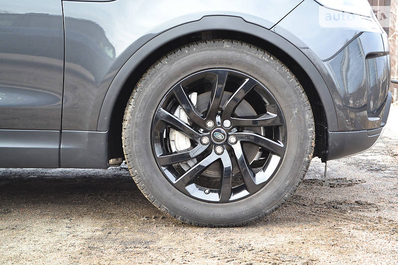 Позашляховик / Кросовер Land Rover Discovery 2018 в Києві