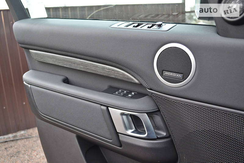 Позашляховик / Кросовер Land Rover Discovery 2018 в Києві