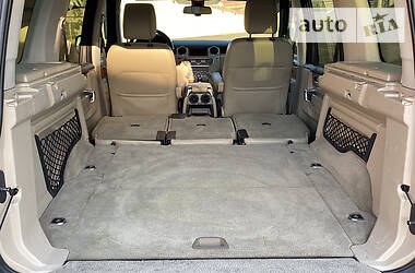 Позашляховик / Кросовер Land Rover Discovery 2012 в 