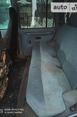 Позашляховик / Кросовер Land Rover Discovery 1995 в Міжгір'ї