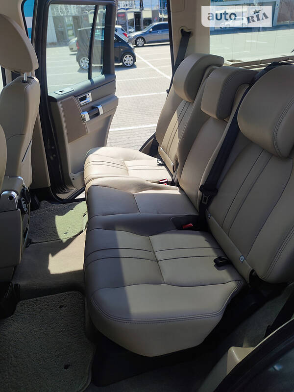 Позашляховик / Кросовер Land Rover Discovery 2016 в Києві