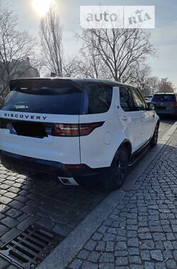 Позашляховик / Кросовер Land Rover Discovery 2017 в Тернополі