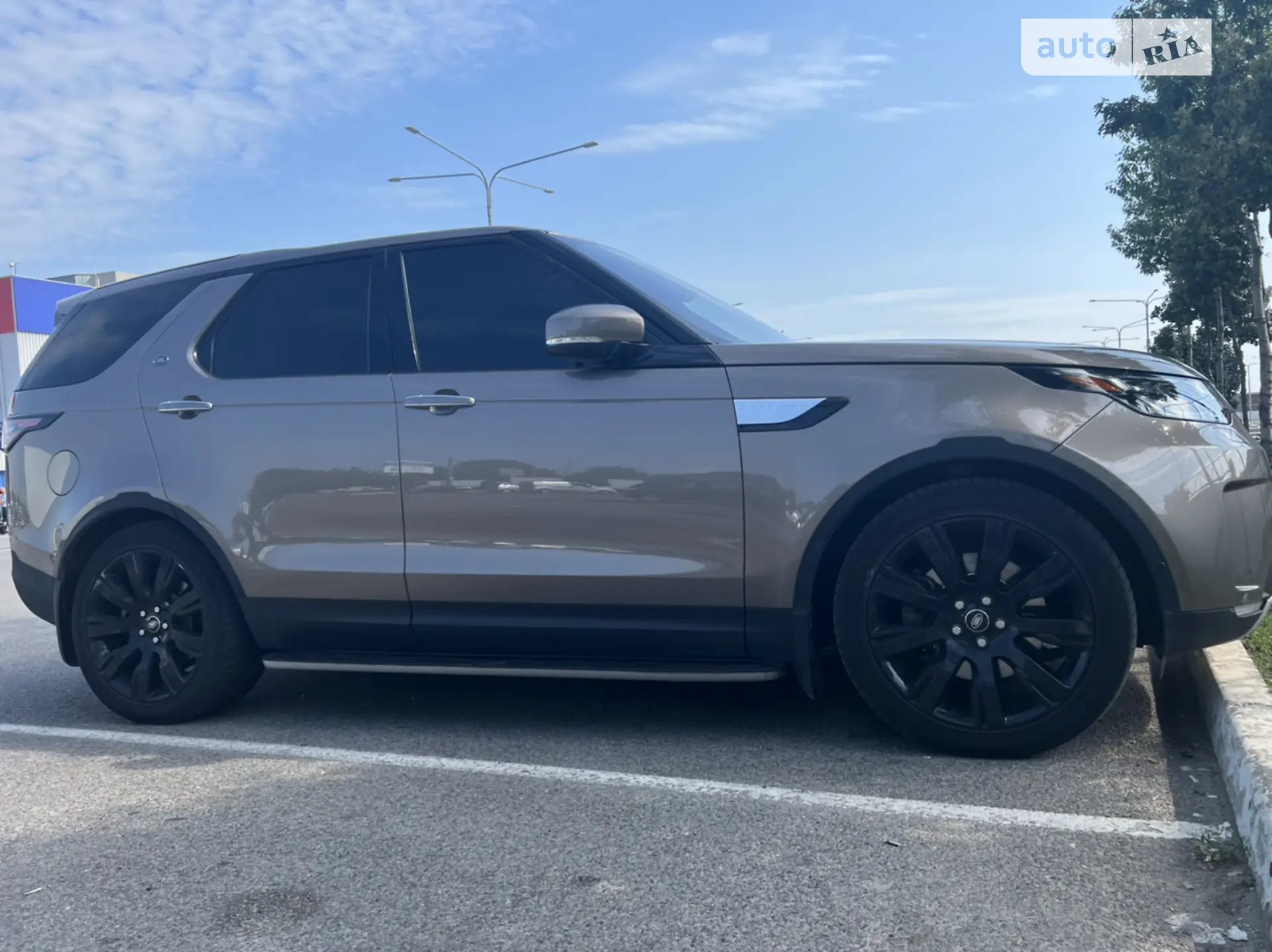 2017 Land Rover Discovery - мініатюра 6